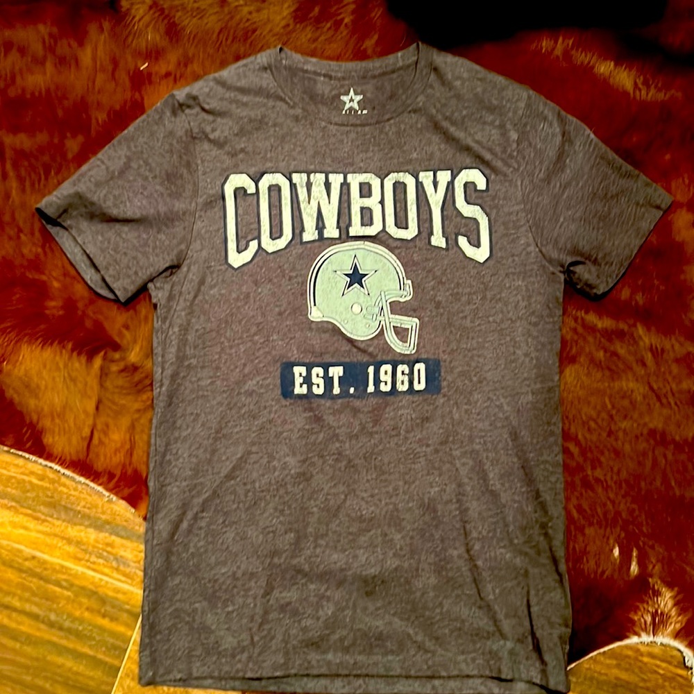 Dallas Cowboys Football T-shirt - Small